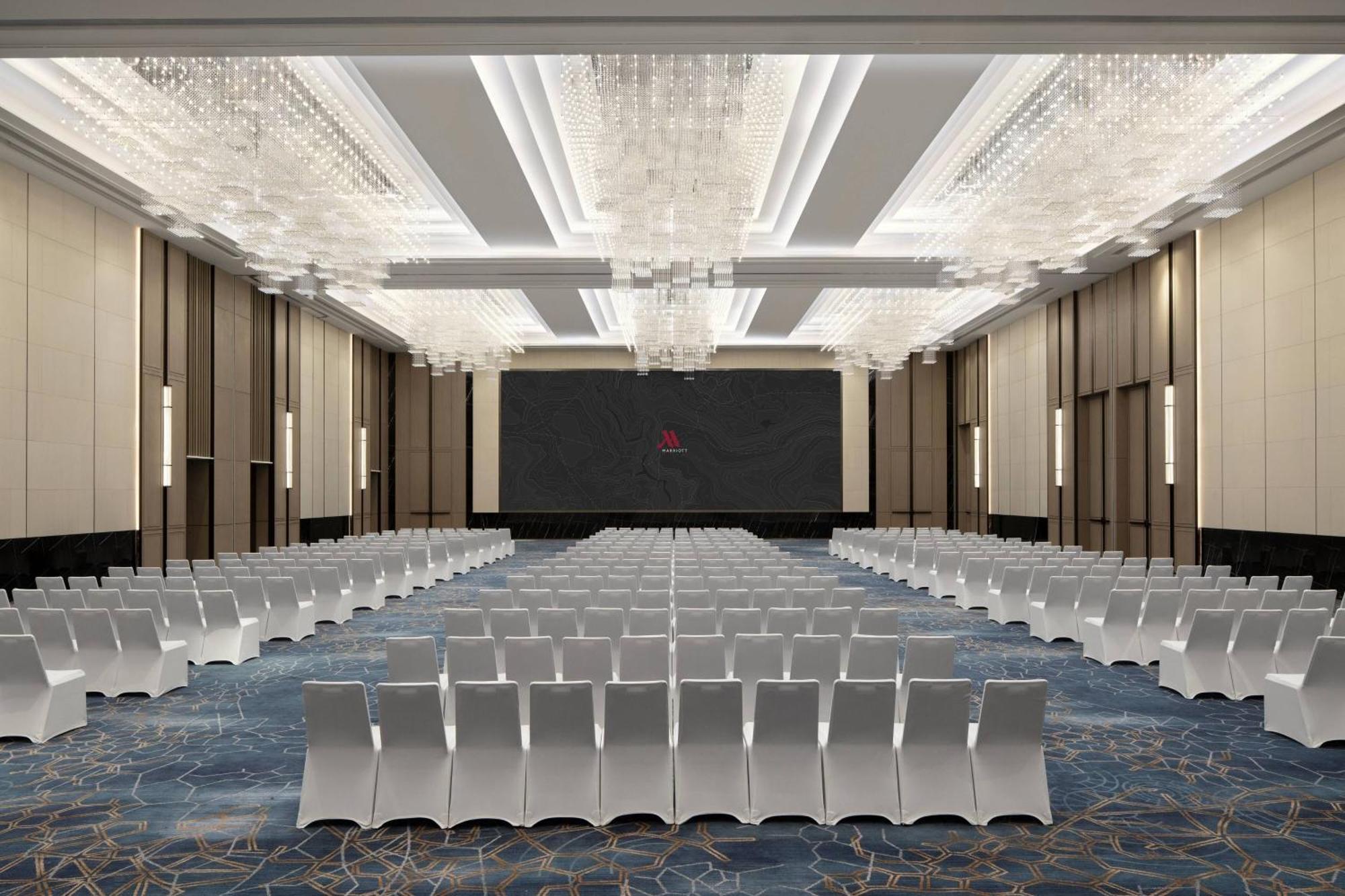 Zhangjiagang Marriott Hotel Exterior photo